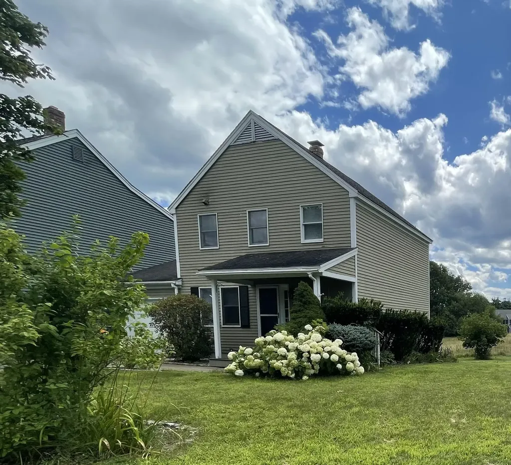 25 Summit Circle Westbrook ME 04092