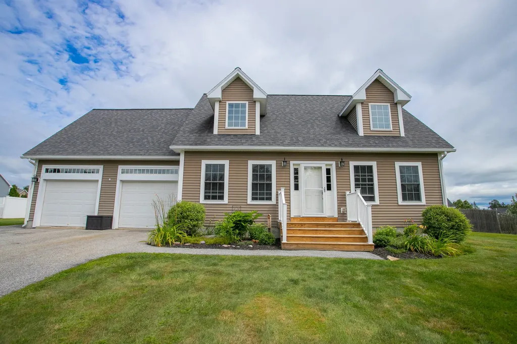 73 Virginia Lane Bangor ME 04401