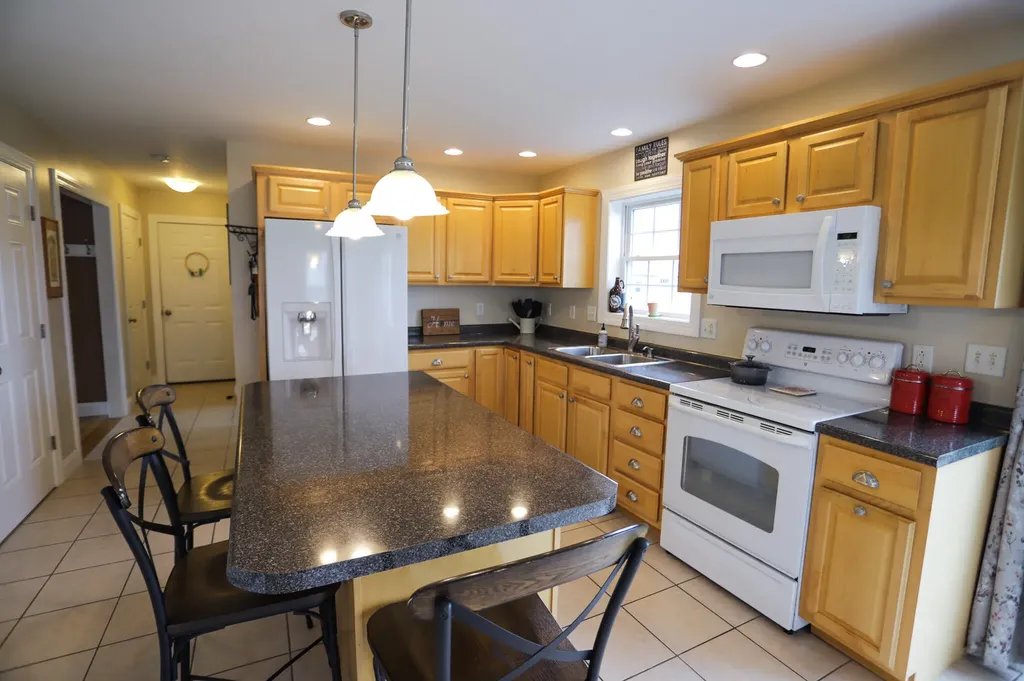 73 Virginia Lane Bangor ME 04401