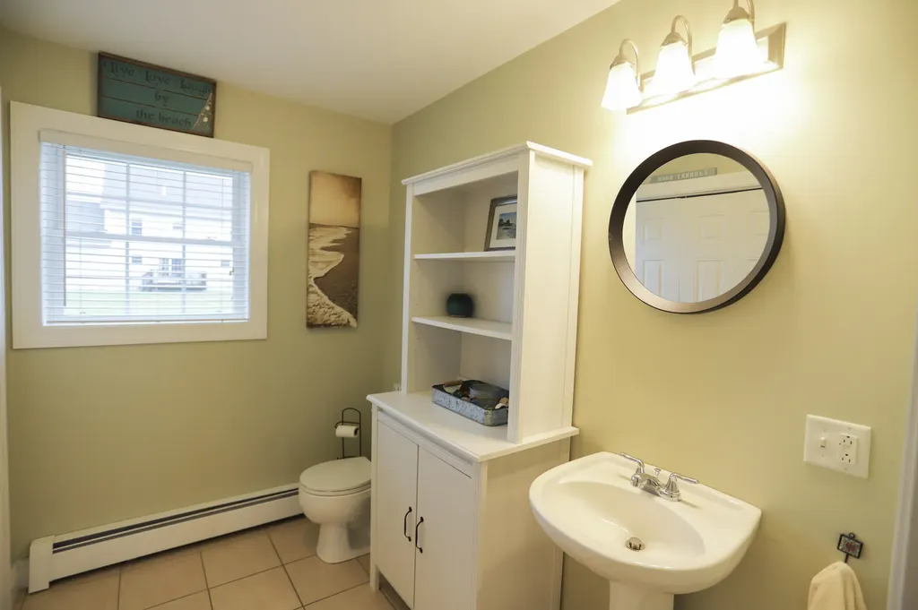 73 Virginia Lane Bangor ME 04401