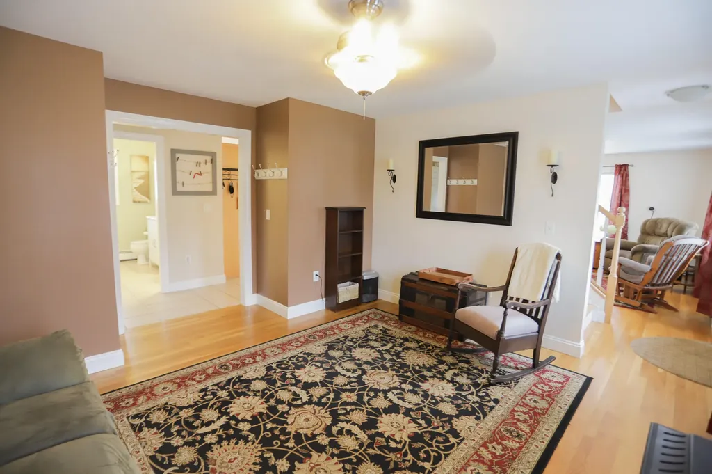 73 Virginia Lane Bangor ME 04401