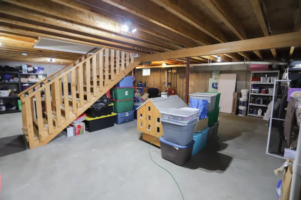 73 Virginia Lane Bangor ME 04401