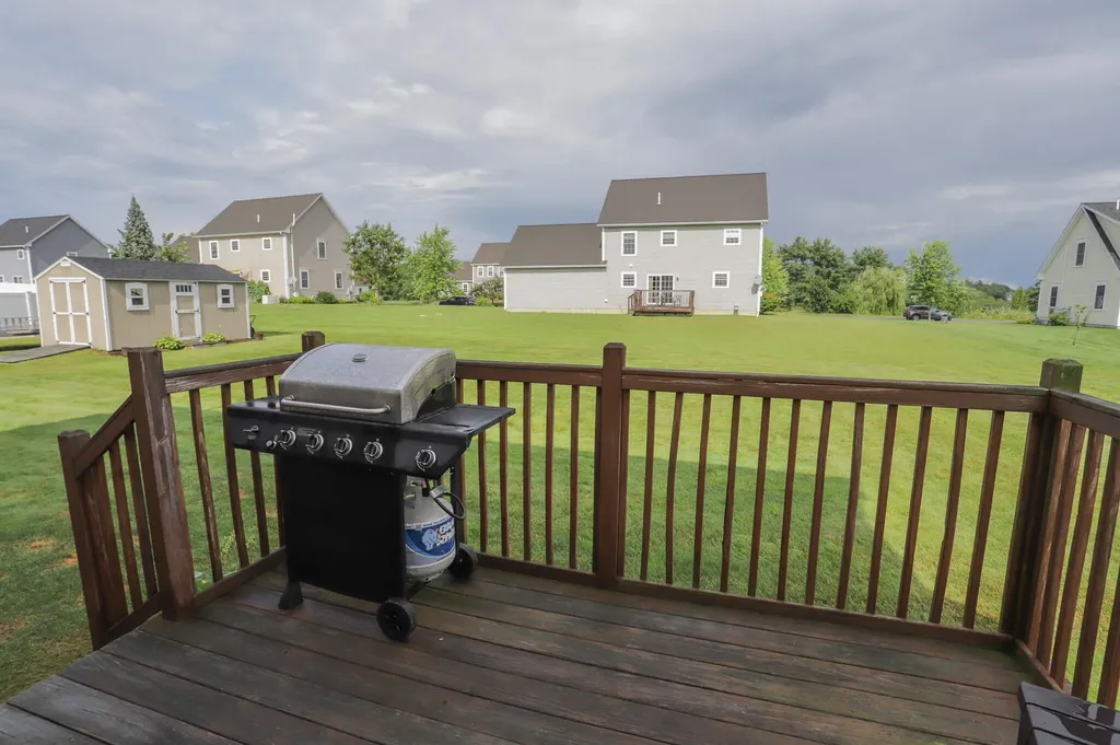 73 Virginia Lane Bangor ME 04401