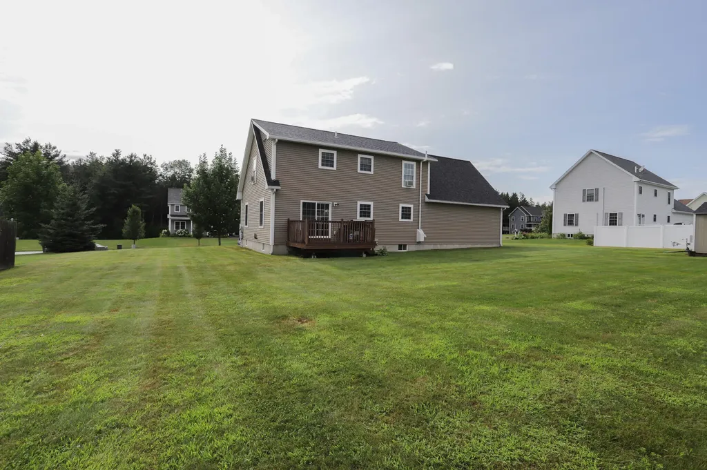 73 Virginia Lane Bangor ME 04401