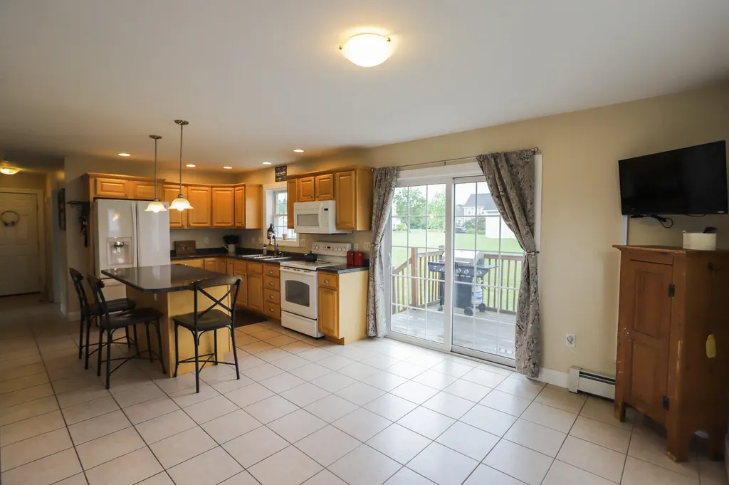 73 Virginia Lane Bangor ME 04401
