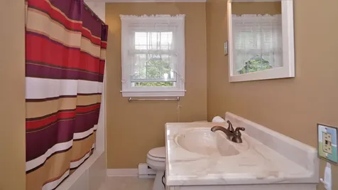 38 Winnocks Neck Road Scarborough ME 04074
