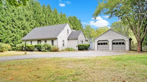 38 Winnocks Neck Road Scarborough ME 04074