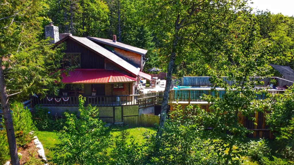 79 Sunset Road Dedham ME 04429