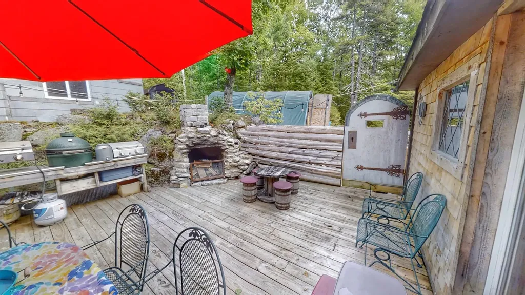 79 Sunset Road Dedham ME 04429