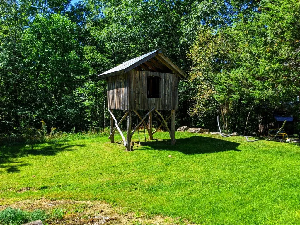 79 Sunset Road Dedham ME 04429