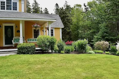 18 Ann's Point Road Tremont ME 04653
