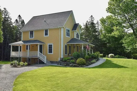 18 Ann's Point Road Tremont ME 04653