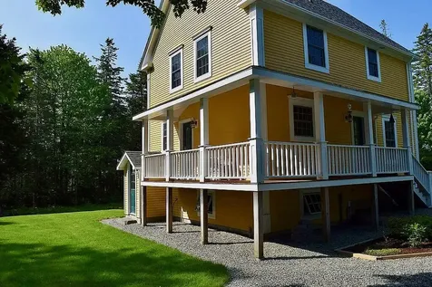 18 Ann's Point Road Tremont ME 04653