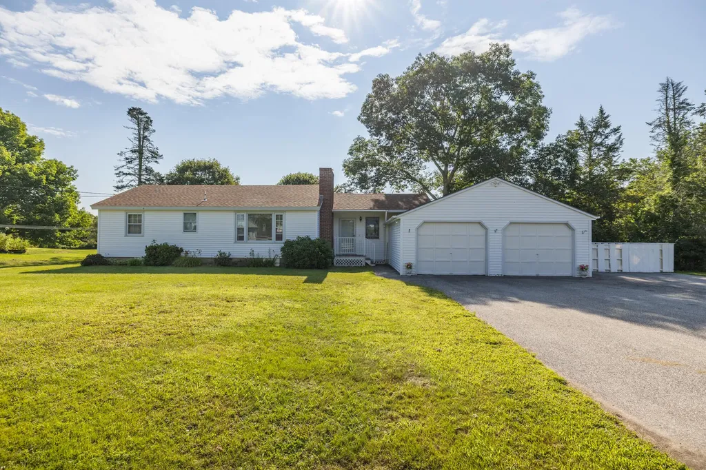 12 Hildreth Road Harpswell ME 04079