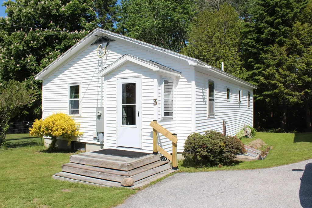 3 Cedar Street Bucksport ME 04416