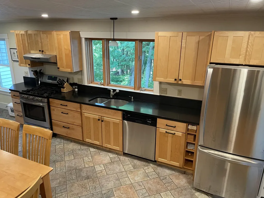 12 Riverview Street Veazie ME 04401