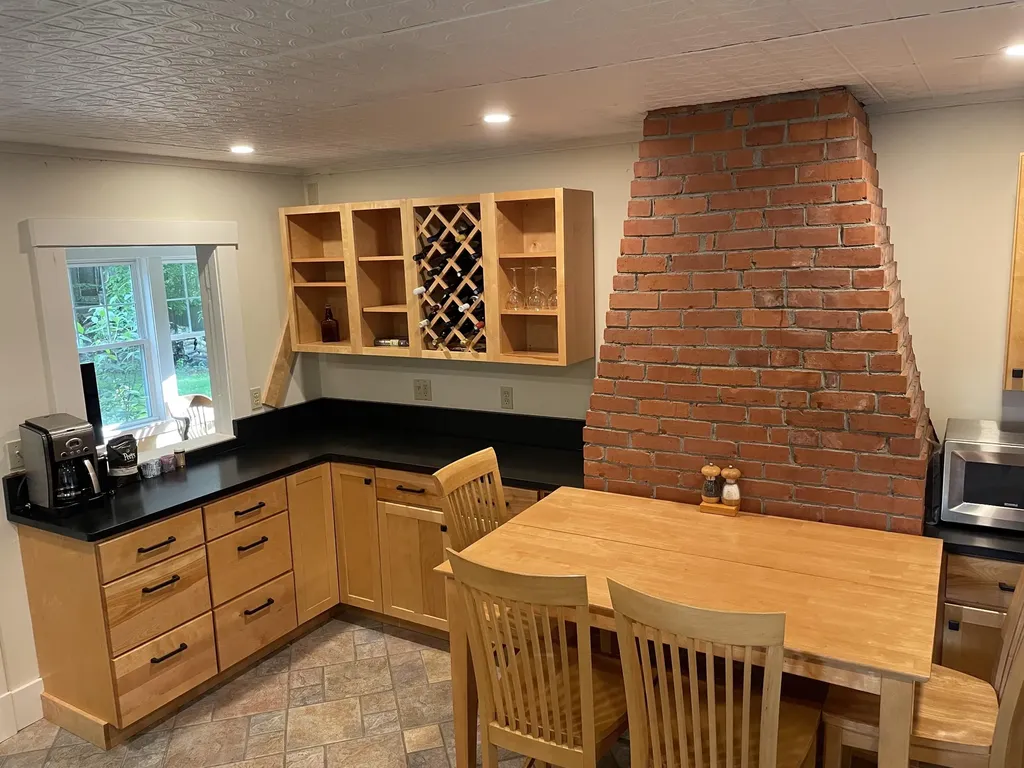 12 Riverview Street Veazie ME 04401
