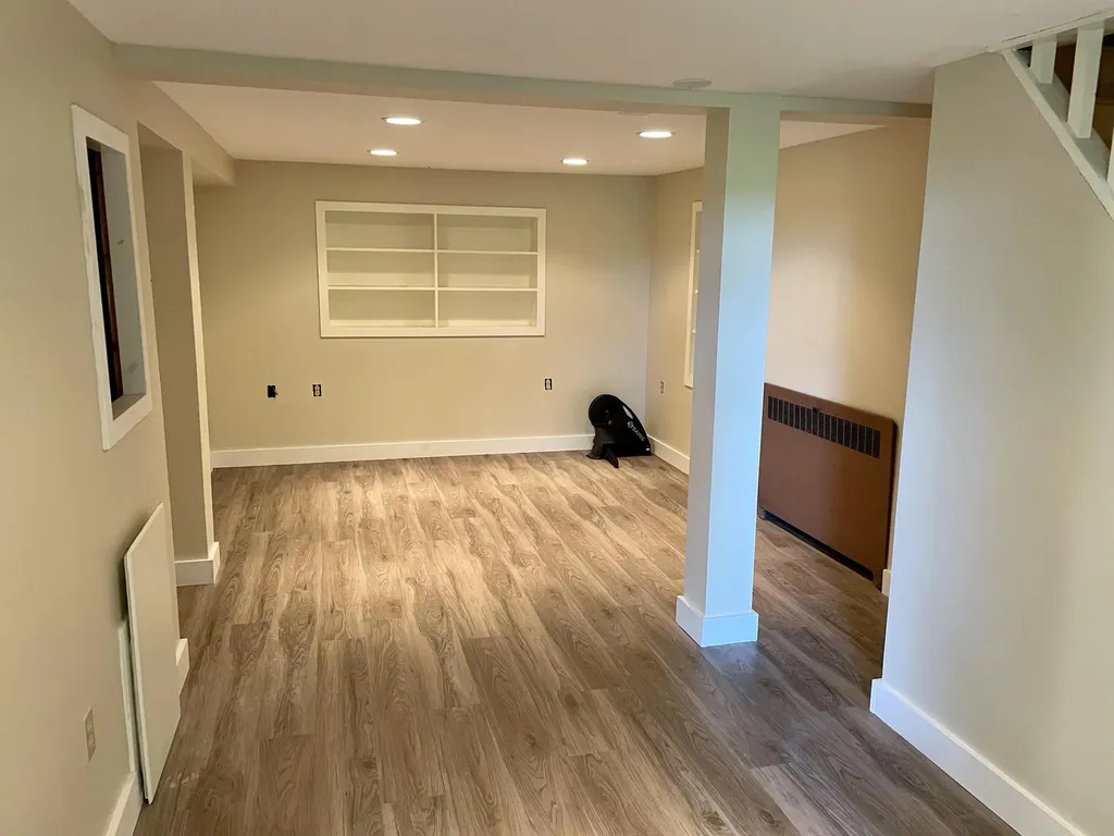 12 Riverview Street Veazie ME 04401