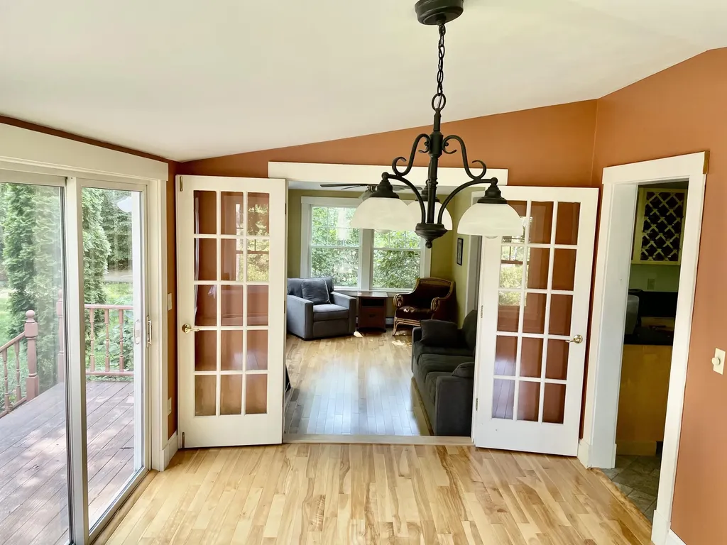 12 Riverview Street Veazie ME 04401