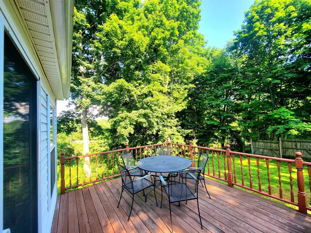 12 Riverview Street Veazie ME 04401