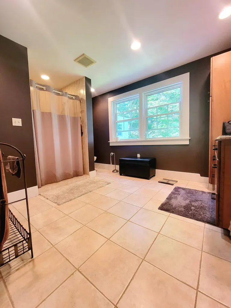 12 Riverview Street Veazie ME 04401