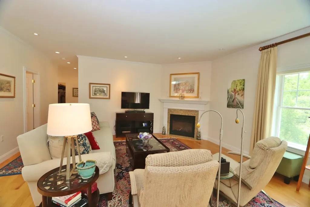 21 Primrose Place Bangor ME 04401