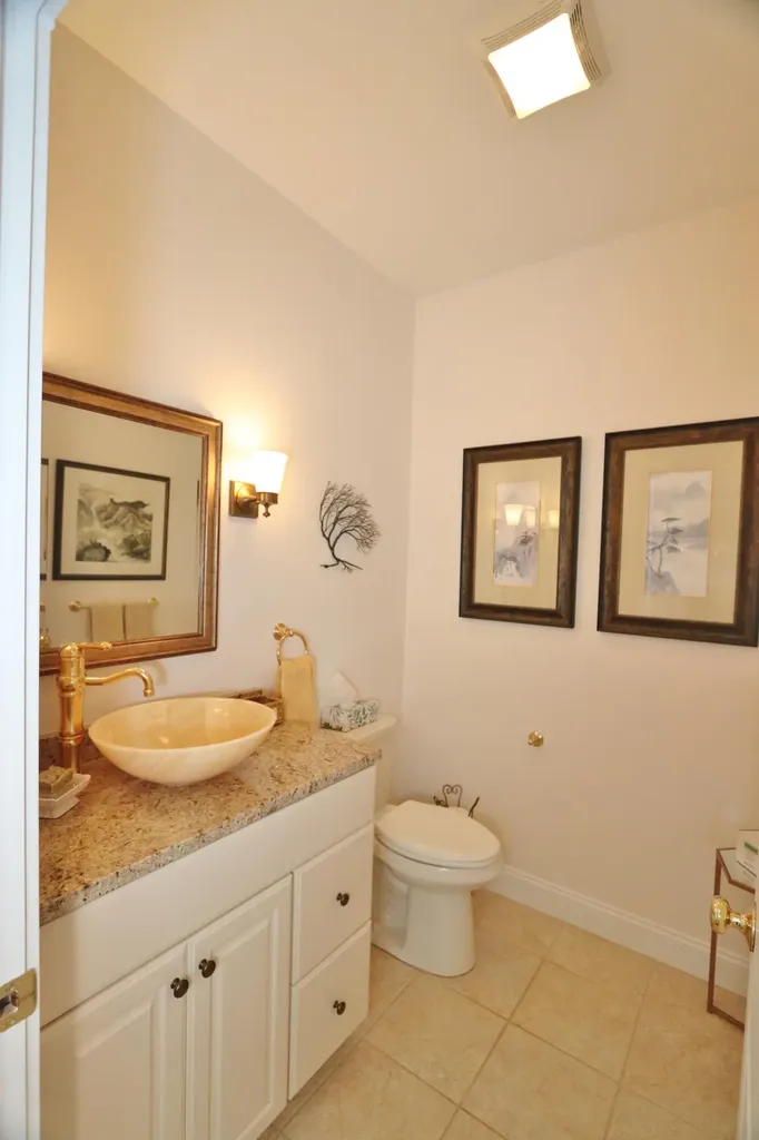 21 Primrose Place Bangor ME 04401