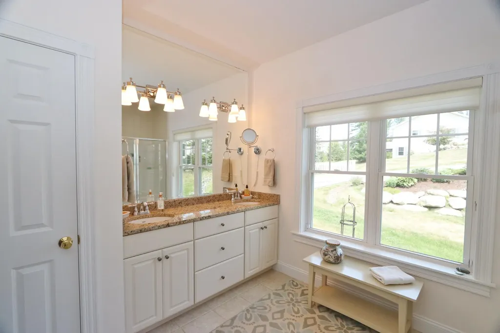 21 Primrose Place Bangor ME 04401
