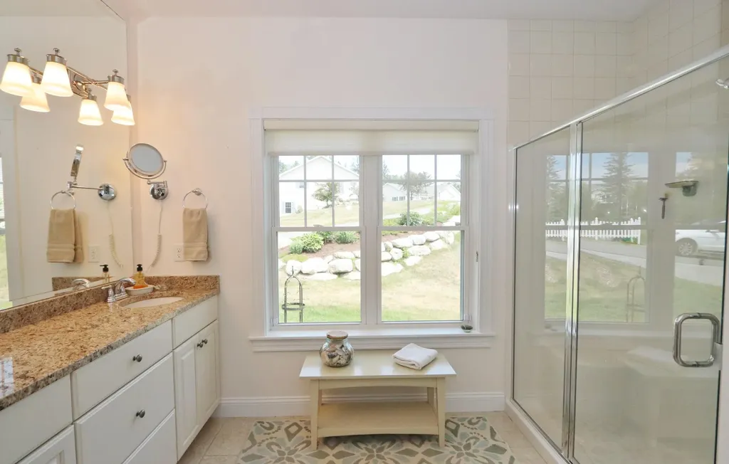 21 Primrose Place Bangor ME 04401