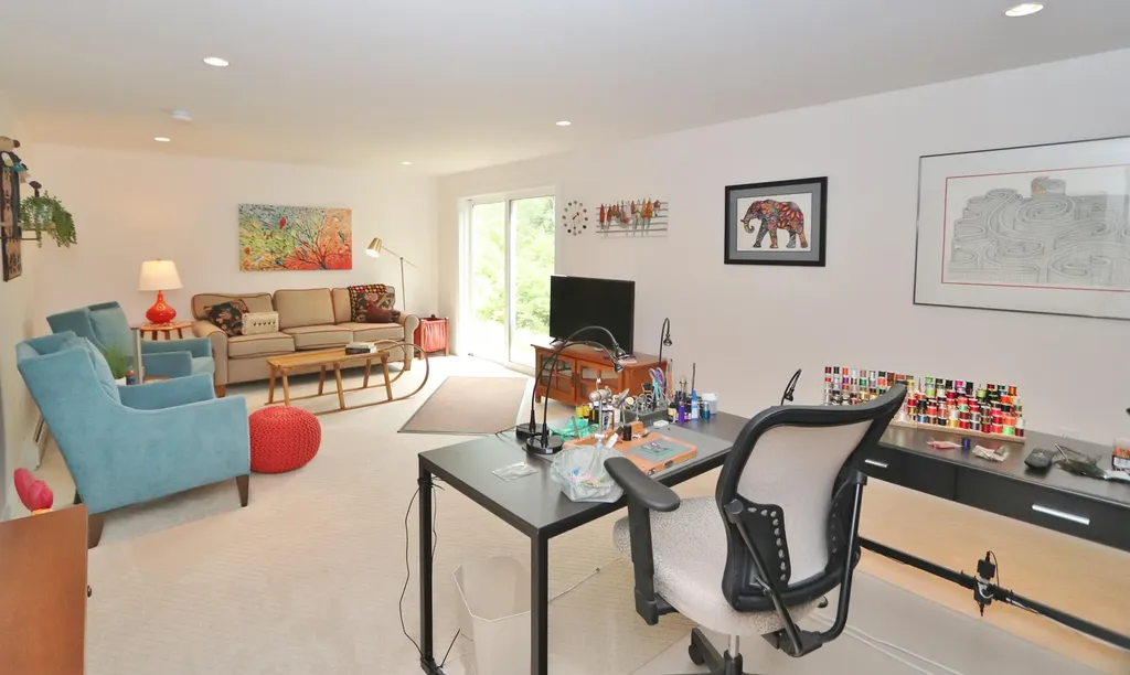 21 Primrose Place Bangor ME 04401