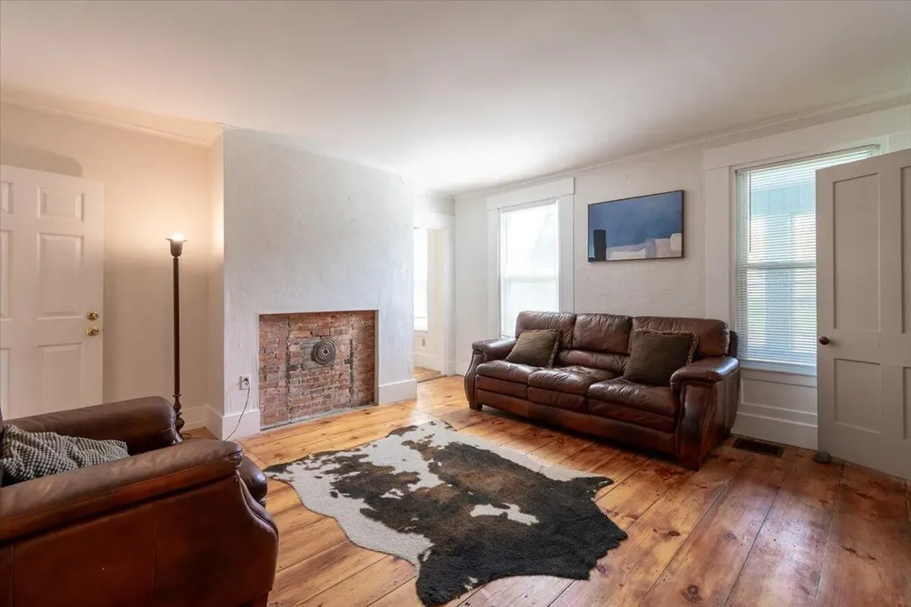 1014 Main Street Waldoboro ME 04572