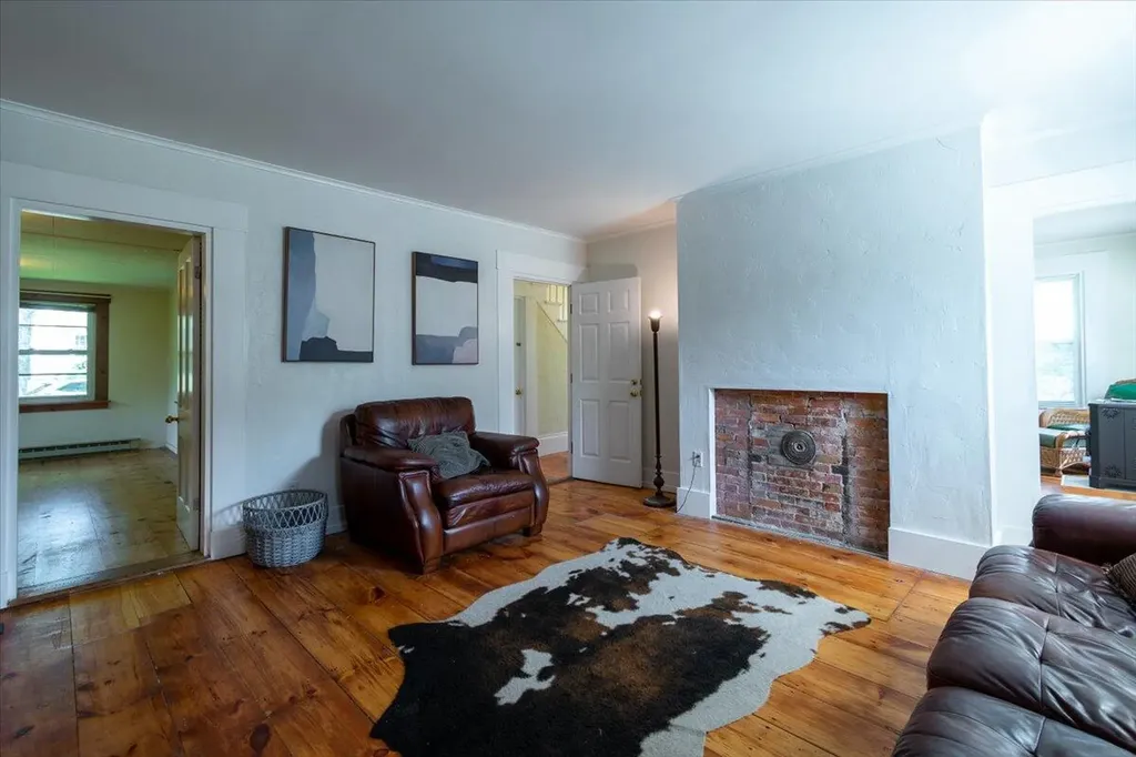 1014 Main Street Waldoboro ME 04572