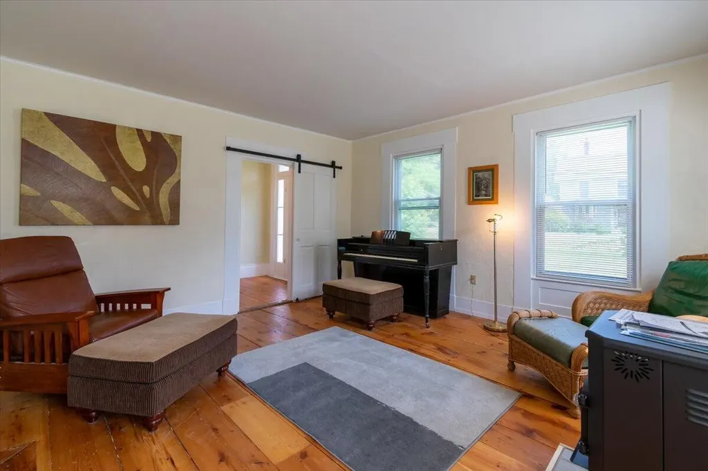 1014 Main Street Waldoboro ME 04572