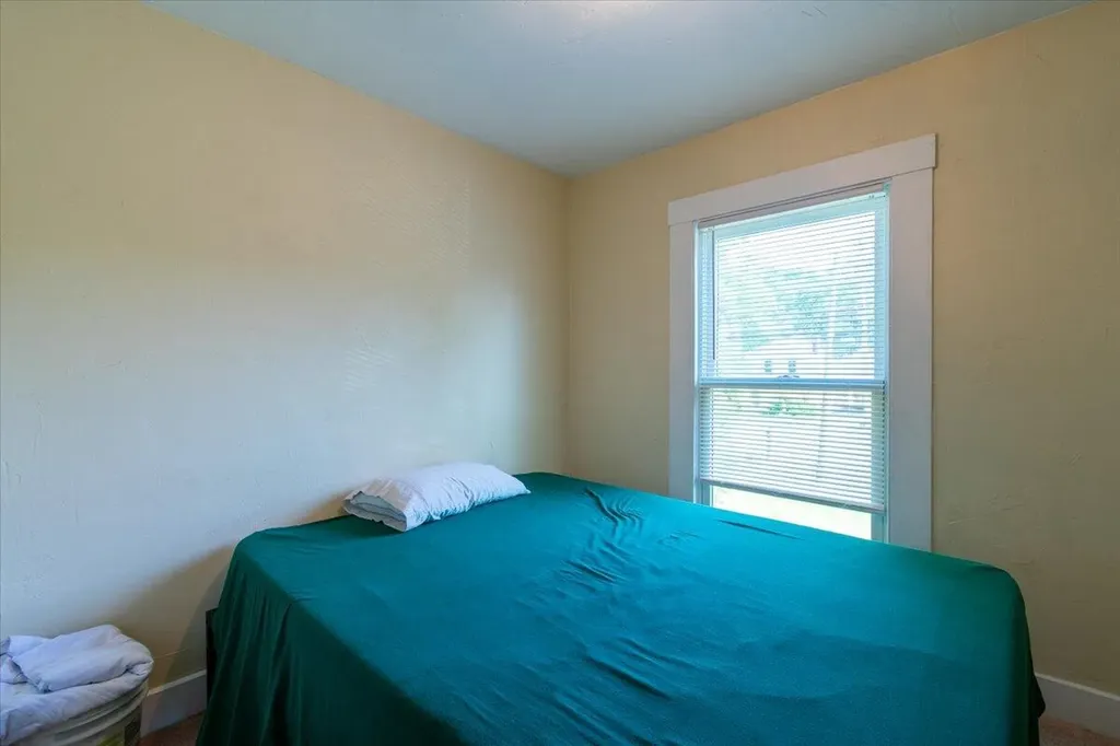 1014 Main Street Waldoboro ME 04572