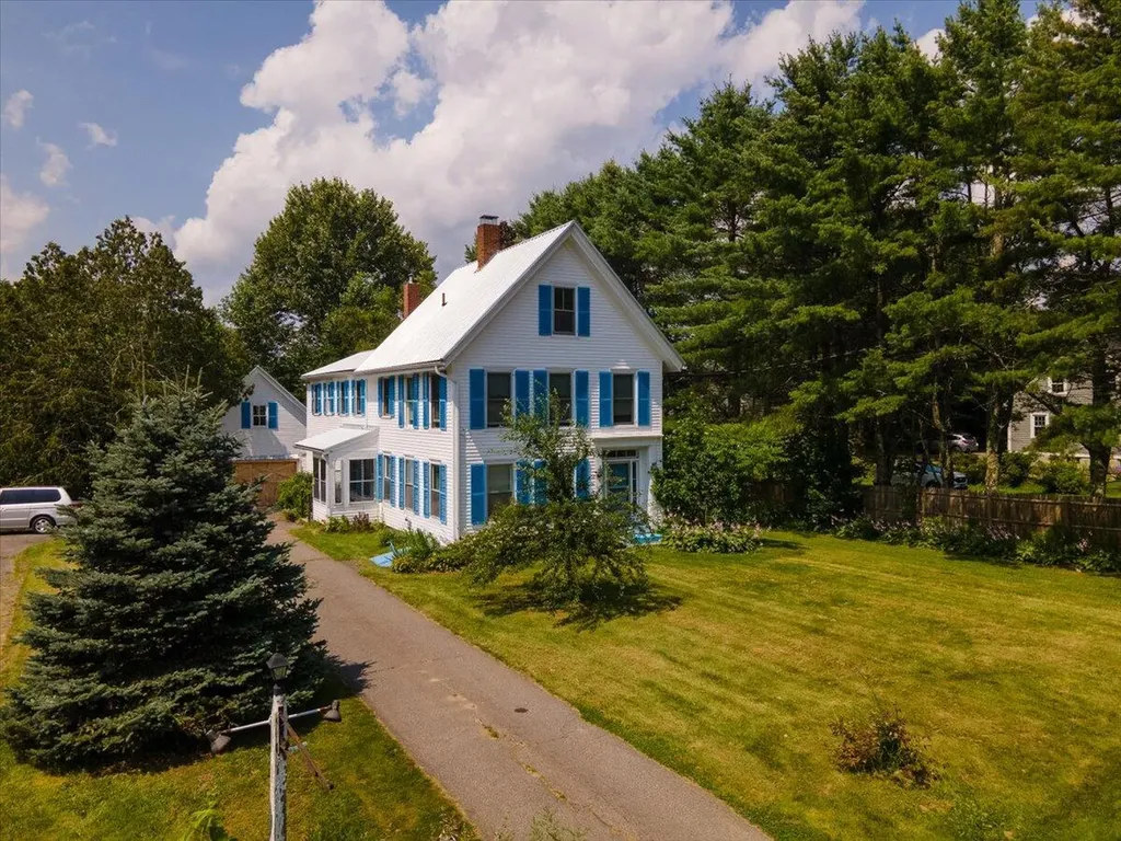 1014 Main Street Waldoboro ME 04572