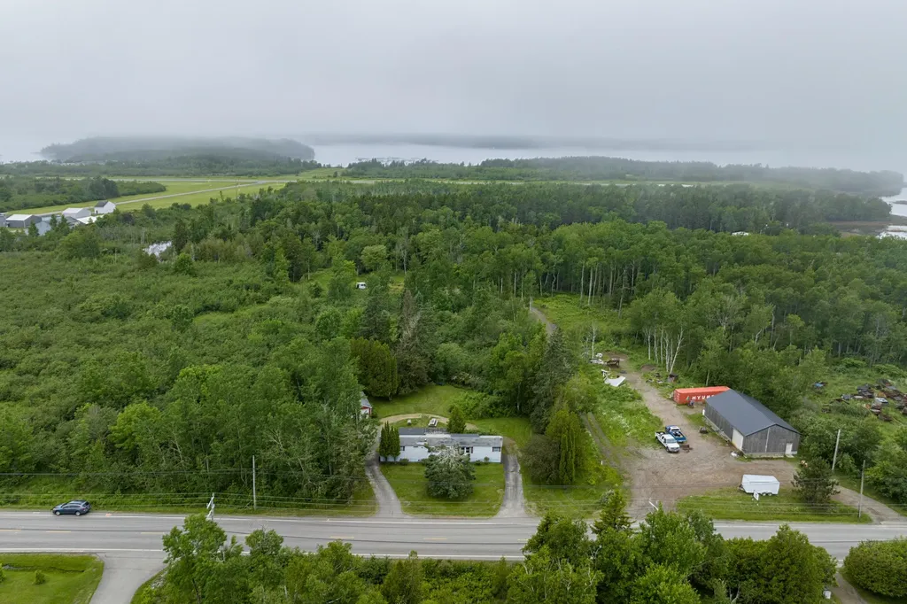 134 County Road Eastport ME 04631