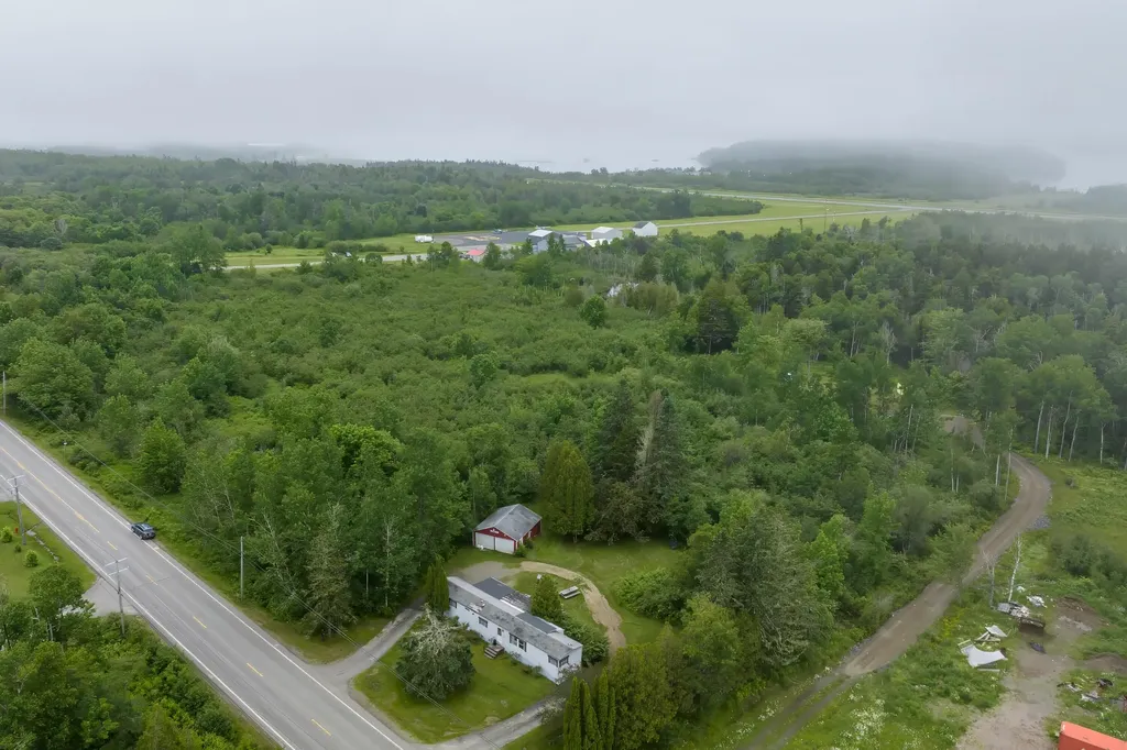 134 County Road Eastport ME 04631