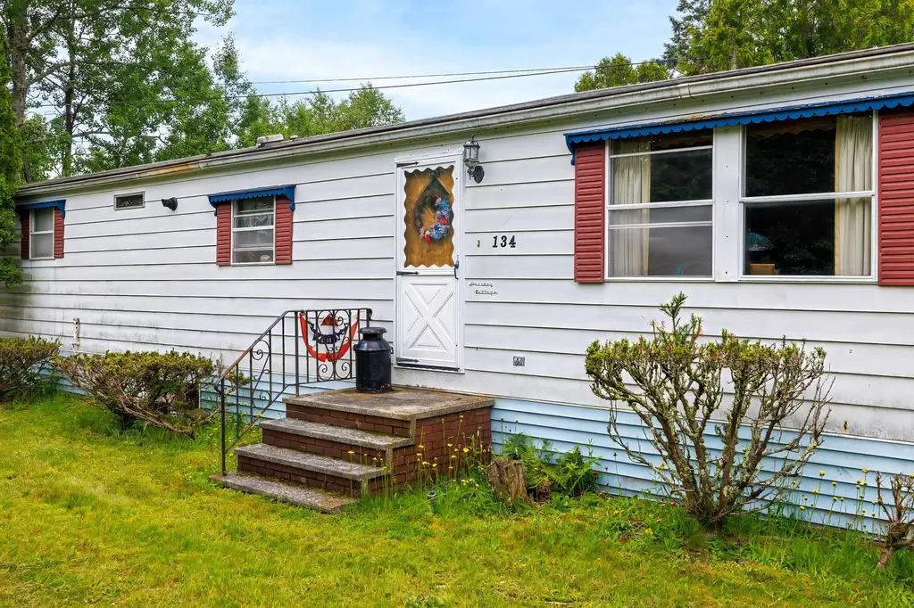 134 County Road Eastport ME 04631