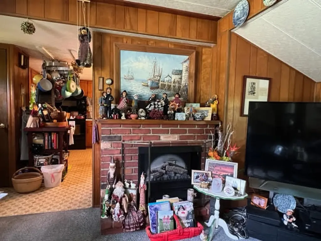 134 County Road Eastport ME 04631