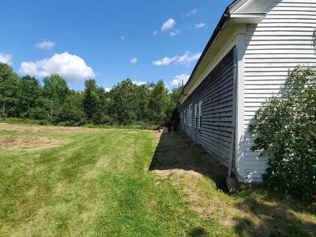 343 W Main Street Searsport ME 04974