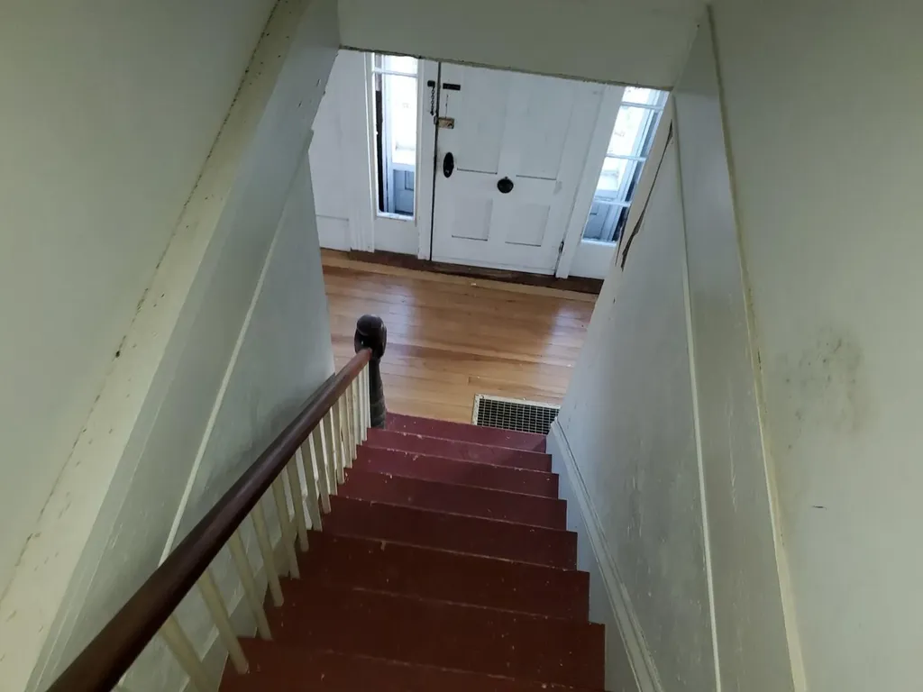 343 W Main Street Searsport ME 04974