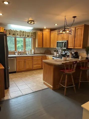 100 York Road Minot ME 04258