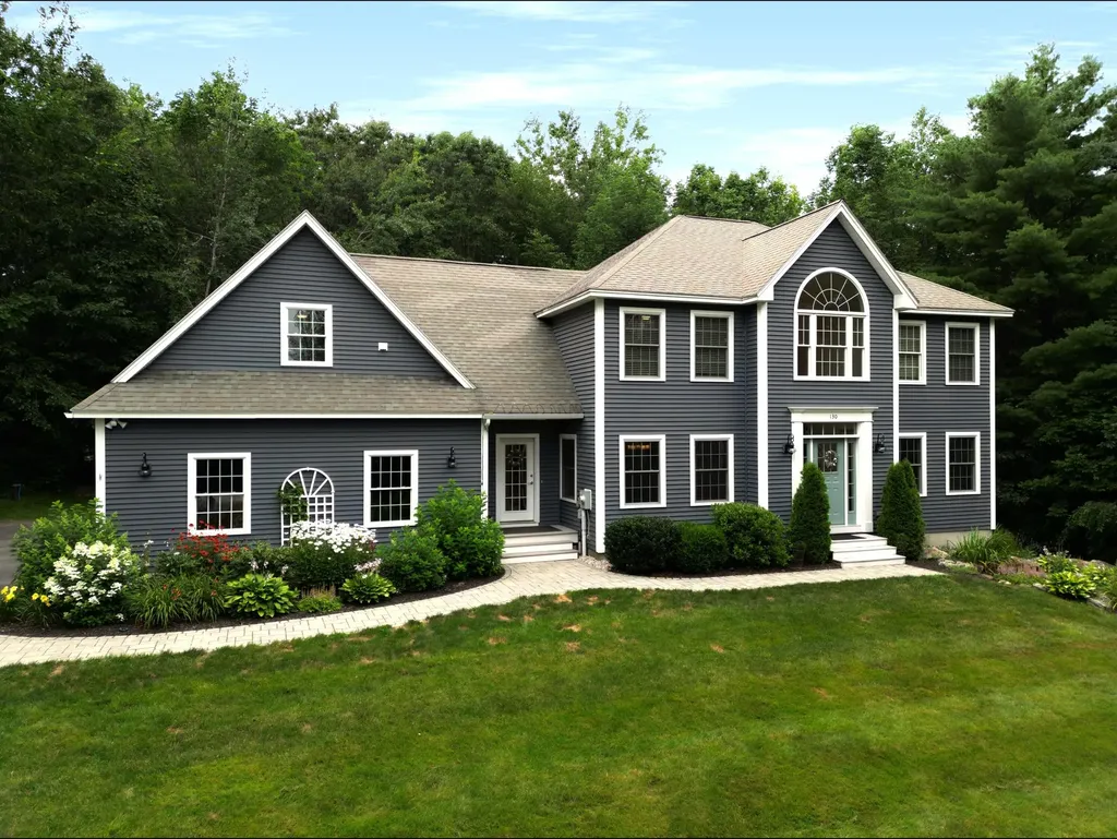 130 Hickory Drive Auburn ME 04210