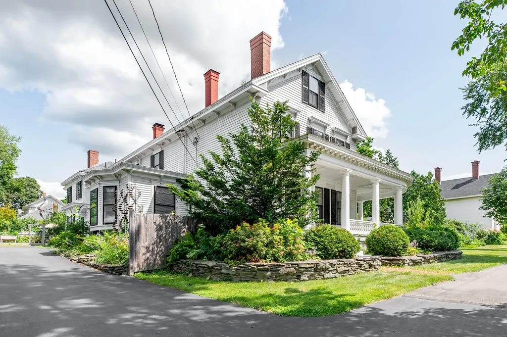 191 Broadway Bangor ME 04401