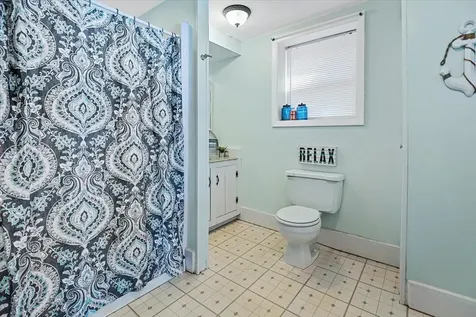 7 Scenic View Drive Naples ME 04055