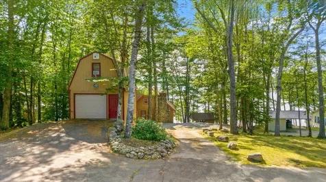 7 Scenic View Drive Naples ME 04055