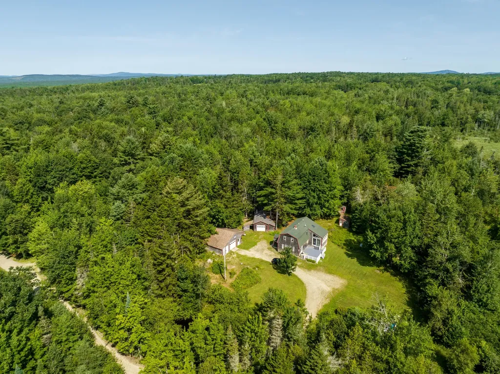 24 Mesa Farm Lane Blue Hill ME 04614