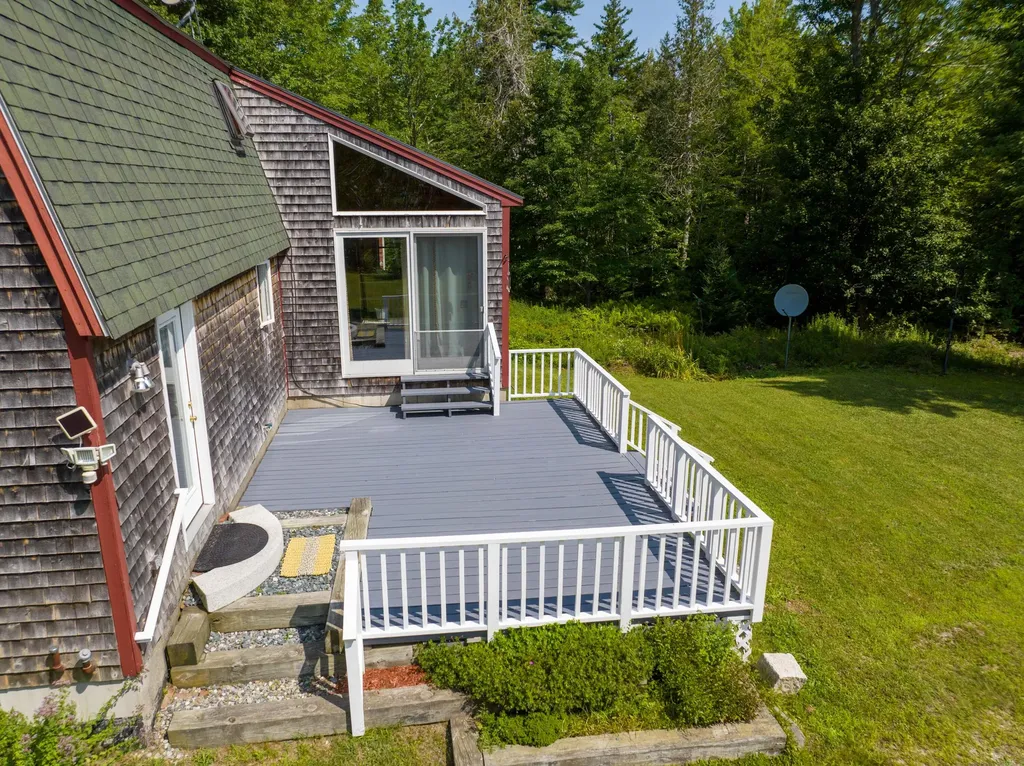 24 Mesa Farm Lane Blue Hill ME 04614