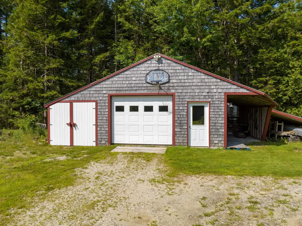 24 Mesa Farm Lane Blue Hill ME 04614