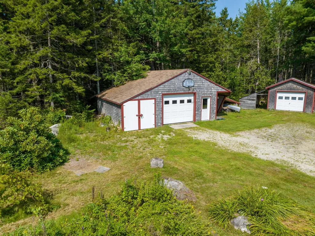 24 Mesa Farm Lane Blue Hill ME 04614